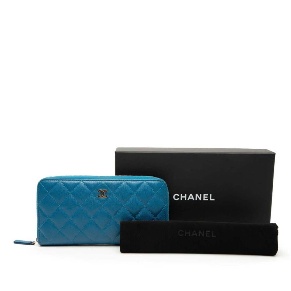 CHANEL Blue Caviar Leather Logo Wallet - Picture 7 of 7